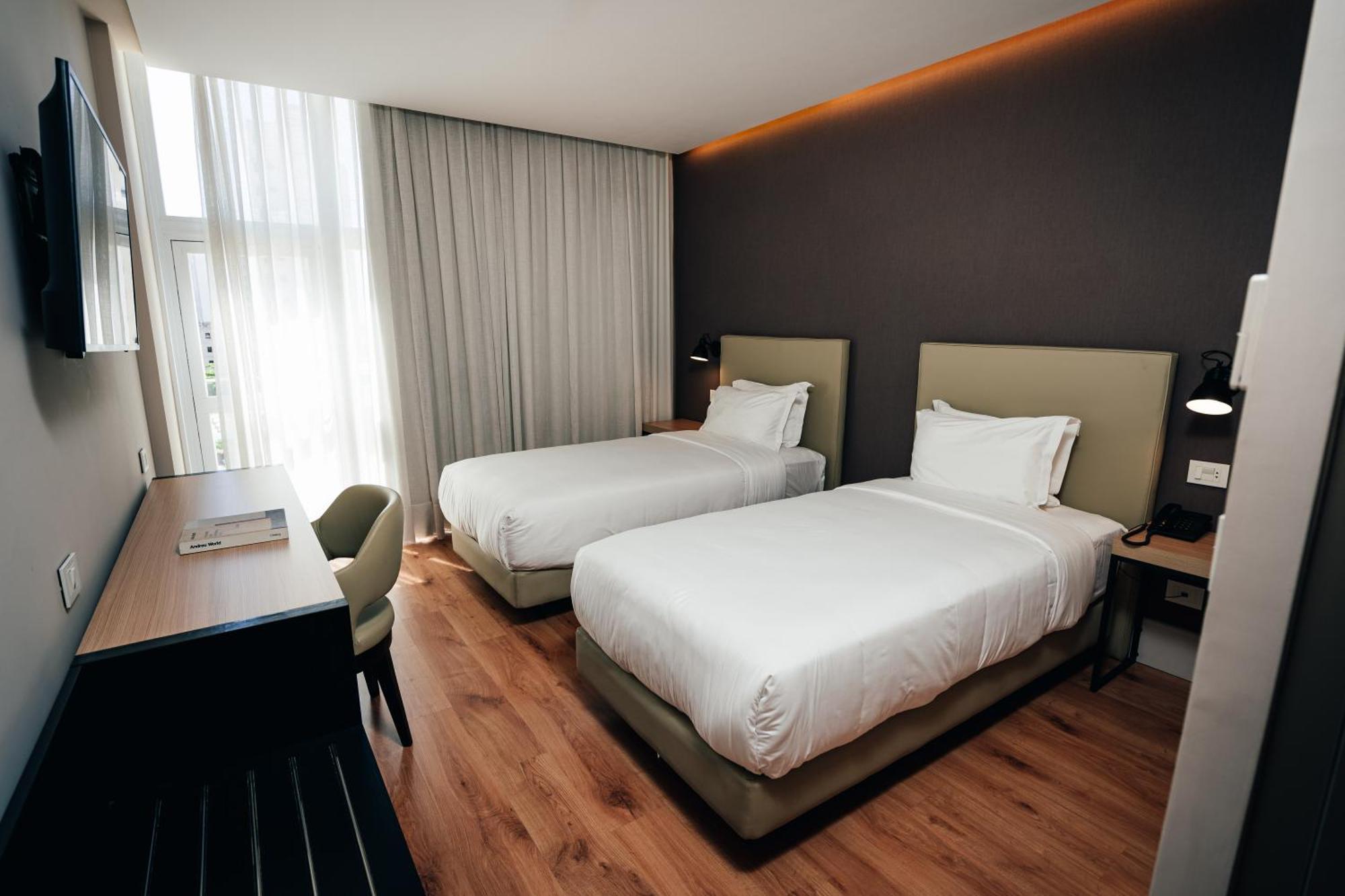 Palmaroga Hotel Asuncion, Tapestry Collection By Hilton Dış mekan fotoğraf